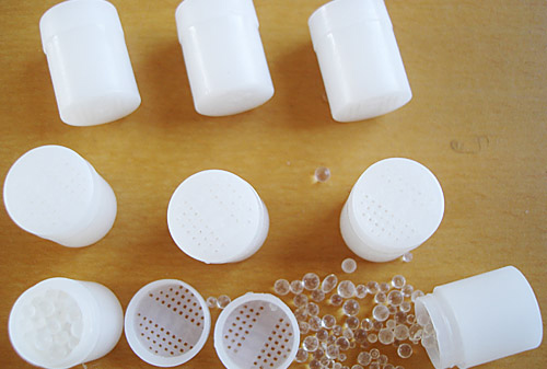 SILICA GEL CANISTERS